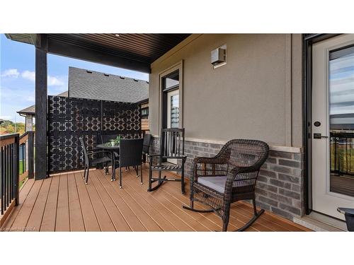 61 Swan Avenue, Fonthill, ON - Outdoor With Deck Patio Veranda With Exterior