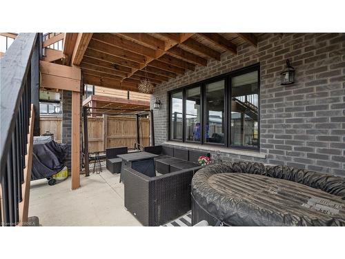 61 Swan Avenue, Fonthill, ON - Outdoor With Deck Patio Veranda With Exterior