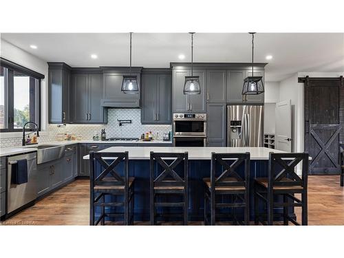 367 Maple Avenue S, Burford, ON - Indoor Photo Showing Kitchen With Upgraded Kitchen