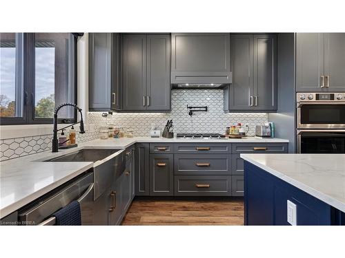 367 Maple Avenue S, Burford, ON - Indoor Photo Showing Kitchen With Upgraded Kitchen