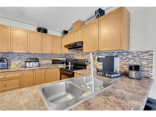 11 Gaal Court, Brantford, ON - Indoor Photo Showing Kitchen With Double Sink