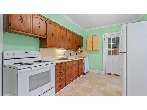 190 Colborne Street W, Brantford, ON - Indoor Photo Showing Kitchen With Double Sink