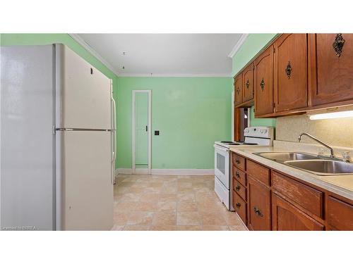 190 Colborne Street W, Brantford, ON - Indoor Photo Showing Kitchen With Double Sink