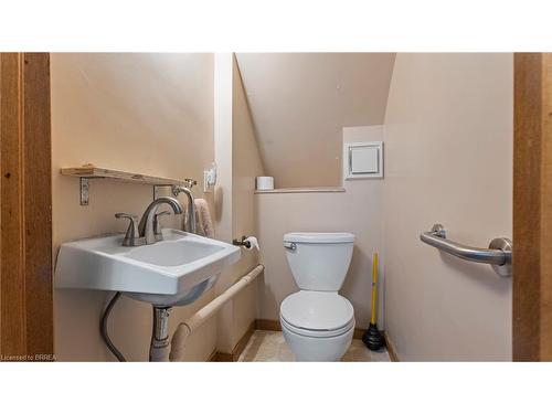 190 Colborne Street W, Brantford, ON - Indoor Photo Showing Bathroom