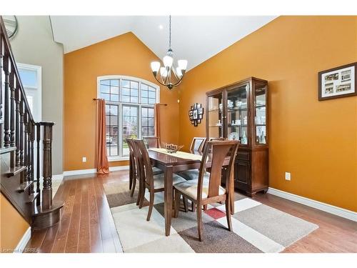 16 Freeman Street, Paris, ON - Indoor Photo Showing Dining Room