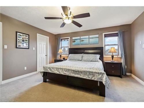 16 Freeman Street, Paris, ON - Indoor Photo Showing Bedroom