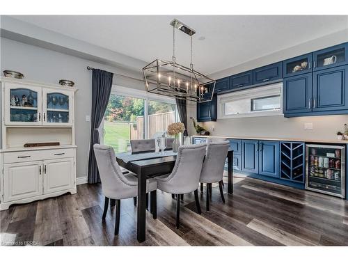 842 Robert Ferrie Drive, Kitchener, ON - Indoor Photo Showing Dining Room