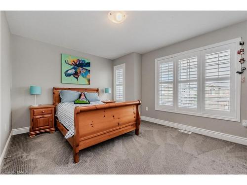 842 Robert Ferrie Drive, Kitchener, ON - Indoor Photo Showing Bedroom