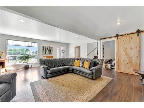 1175 Concession Rd 12, Langton, ON - Indoor Photo Showing Living Room