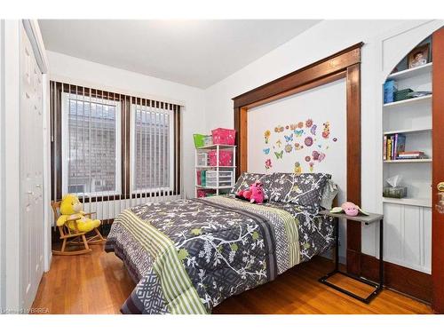 116 Terrace Hill Street, Brantford, ON - Indoor Photo Showing Bedroom