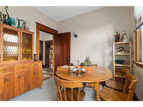 116 Terrace Hill Street, Brantford, ON - Indoor Photo Showing Dining Room