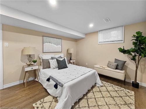 87 Dorothy Street, Brantford, ON - Indoor Photo Showing Bedroom