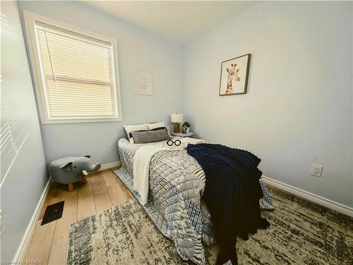 52 Dalkeith Avenue, Hamilton, ON - Indoor Photo Showing Bedroom