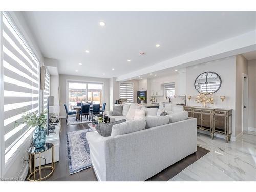 434844 Zorra Line, Beachville, ON - Indoor Photo Showing Living Room