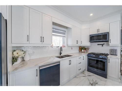 434844 Zorra Line, Beachville, ON - Indoor Photo Showing Kitchen With Double Sink