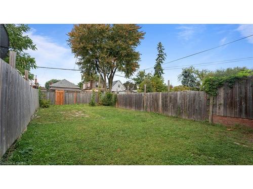 157 Weir Street N, Hamilton, ON - Outdoor With Backyard