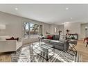 6 Pembroke Avenue, Brantford, ON  - Indoor Photo Showing Living Room 