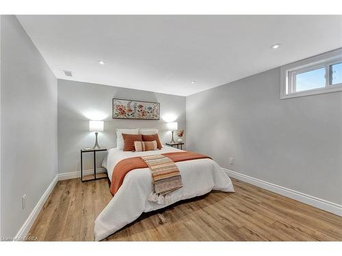 66 Devon Street, Brantford, ON - Indoor Photo Showing Bedroom