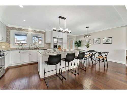 66 Devon Street, Brantford, ON - Indoor Photo Showing Kitchen With Upgraded Kitchen