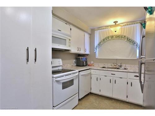 73 Milton Street, New Hamburg, ON - Indoor Photo Showing Kitchen