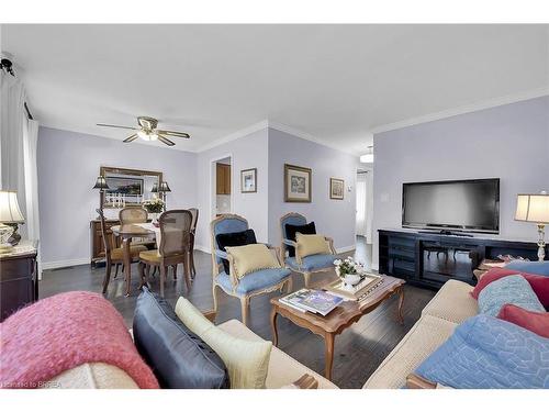 62 St James Street S, Waterford, ON - Indoor Photo Showing Living Room