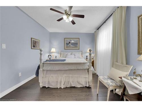 62 St James Street S, Waterford, ON - Indoor Photo Showing Bedroom