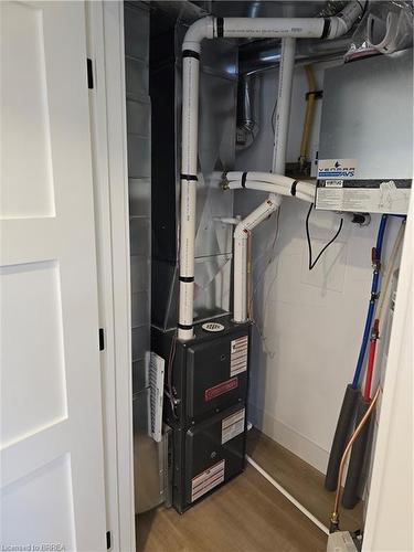 241 Darling Street, Brantford, ON 