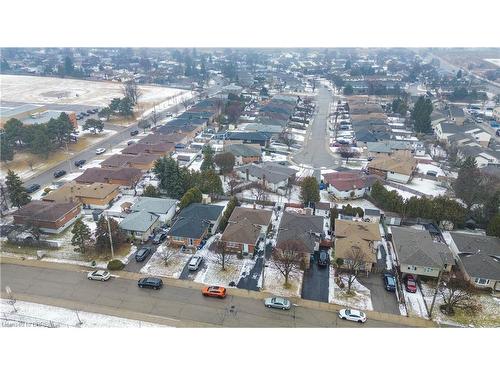 15 Queensbury Drive, Hamilton, ON - Outdoor With View