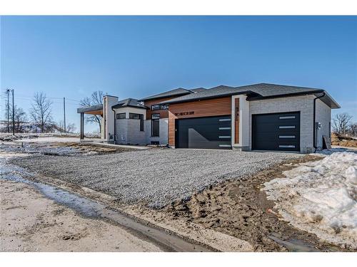 2 Hudson Drive, Brantford, ON - Outdoor
