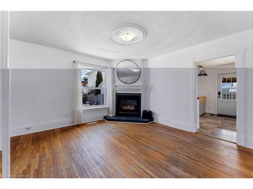 69 Francis Street, Cambridge, ON - Indoor Photo Showing Living Room With Fireplace