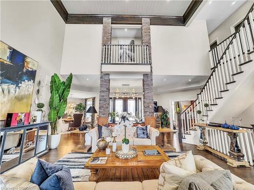 16 Westlake Boulevard, Brantford, ON - Indoor Photo Showing Other Room