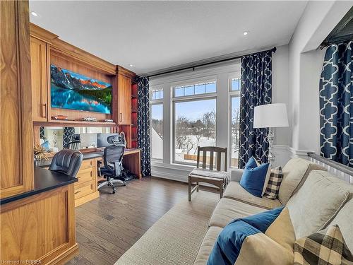 16 Westlake Boulevard, Brantford, ON - Indoor