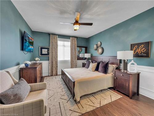 16 Westlake Boulevard, Brantford, ON - Indoor Photo Showing Bedroom