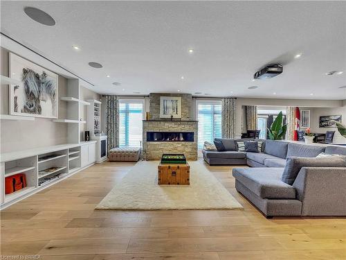 16 Westlake Boulevard, Brantford, ON - Indoor Photo Showing Living Room With Fireplace