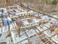 20-165 Green Valley Drive  Kitchener, ON N2P 1K3