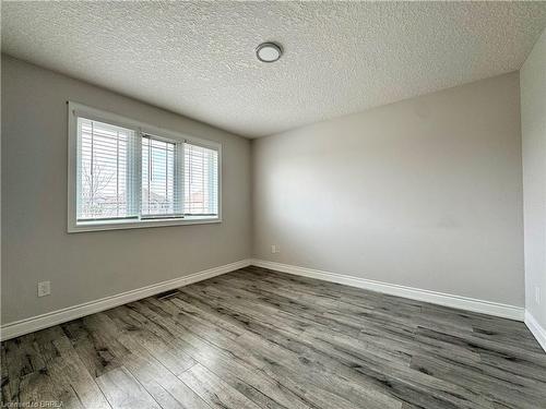 687 Spitfire Street, Woodstock, ON - Indoor Photo Showing Other Room