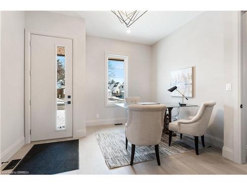 159 Parkside Drive, Brantford, ON - Indoor