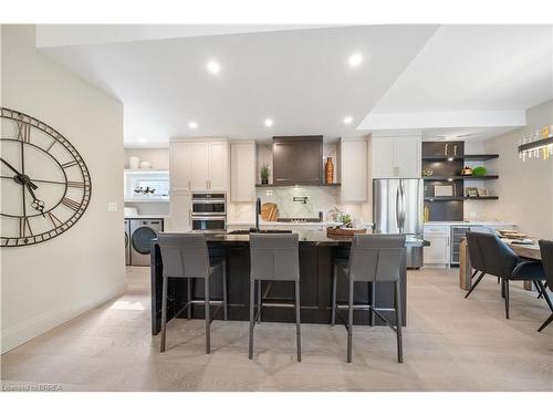 163 Parkside Drive, Brantford, ON - Indoor