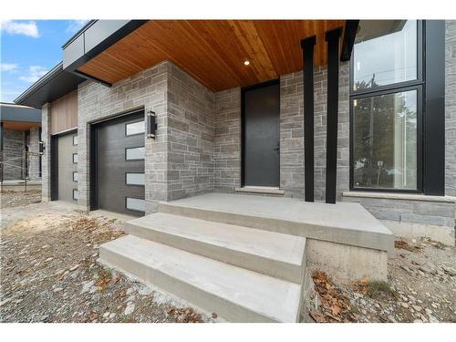 163 Parkside Drive, Brantford, ON - Outdoor