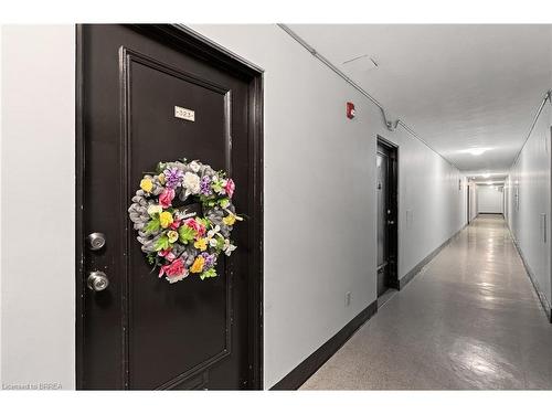 323-485 Thorold Road, Welland, ON - Indoor Photo Showing Other Room