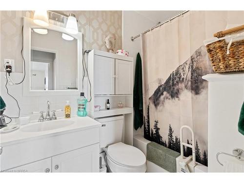 323-485 Thorold Road, Welland, ON - Indoor Photo Showing Bathroom