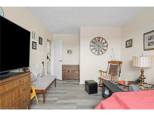 323-485 Thorold Road, Welland, ON - Indoor