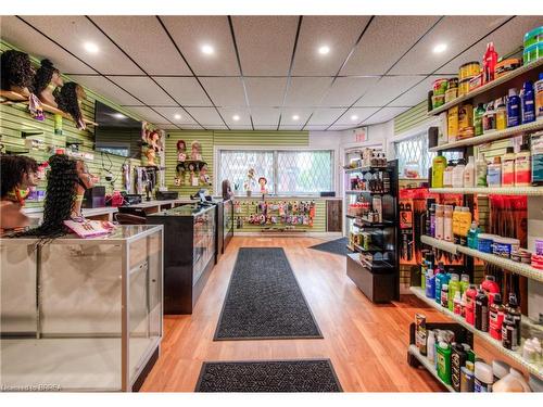 183 Market Street, Brantford, ON 