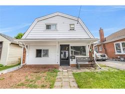 6 Patricia Street  Brantford, ON N3T 1W5