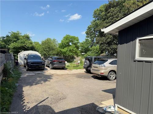 161 Dundas Street, Brantford, ON - Outdoor