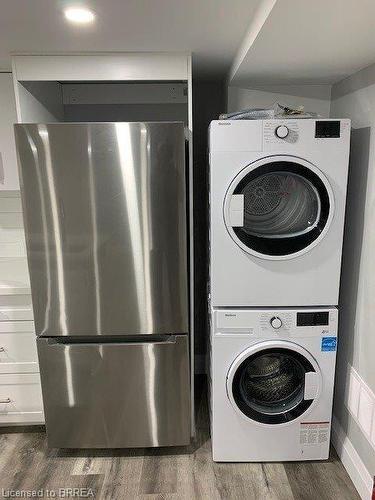 161 Dundas Street, Brantford, ON - Indoor Photo Showing Laundry Room