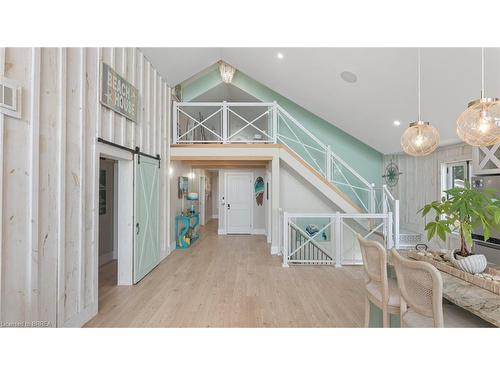 33 Cedar Drive, Turkey Point, ON - Indoor Photo Showing Other Room