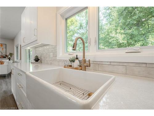 51 Brown Street W, Waterford, ON - Indoor Photo Showing Kitchen