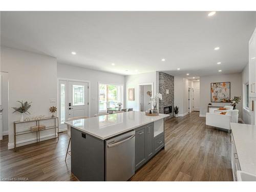 51 Brown Street W, Waterford, ON - Indoor Photo Showing Kitchen