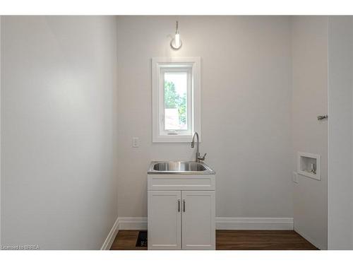 51 Brown Street W, Waterford, ON - Indoor Photo Showing Other Room